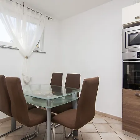Apartment Felix *