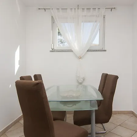 Felix Apartment *